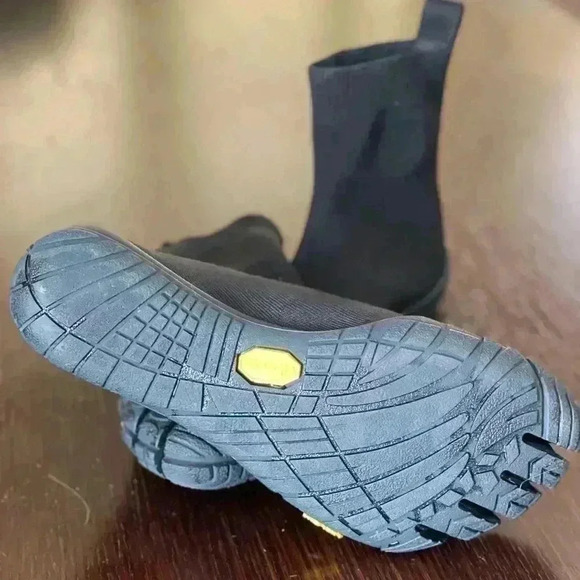 Balenciaga Vibram Five Fingers Flex Toe Sock Sneakers - Picture 4 of 6